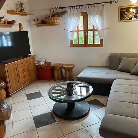 Kuca Za Odmor Zeleni Breg Villa Krapina Bagian luar foto